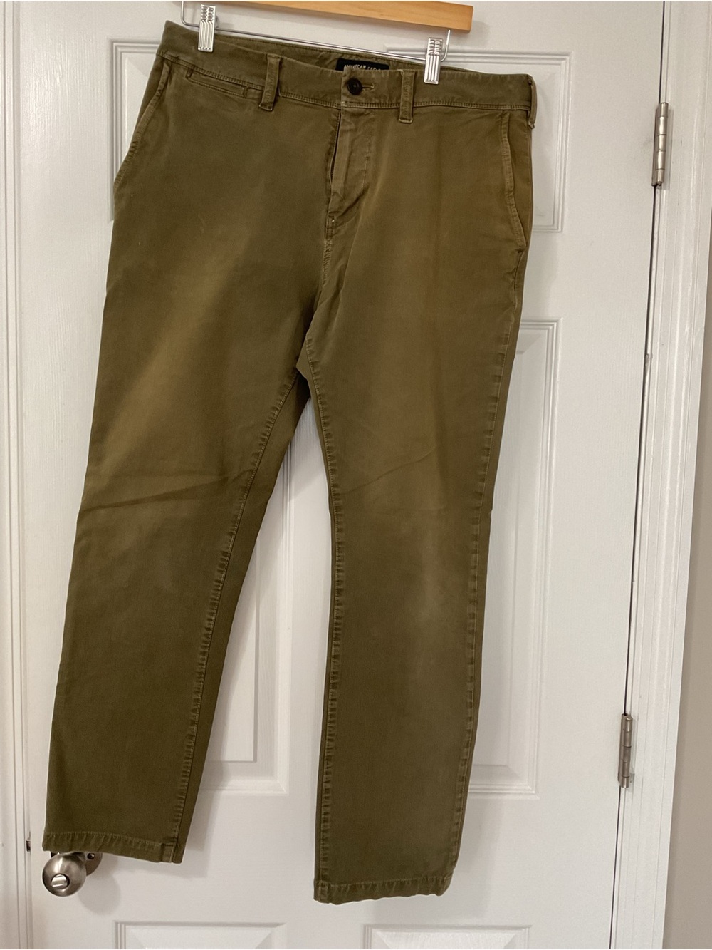 American Eagle Outfitters Olive Chino Pants